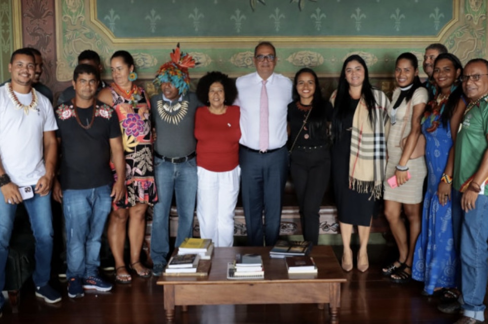 Carlos Muniz e Marta Rodrigues têm reunião com líderes indígenas                                GeralCarlos Muniz e Marta Rodrigues têm reunião com líderes indígenas                                                                        21 de fevereiro de 2024